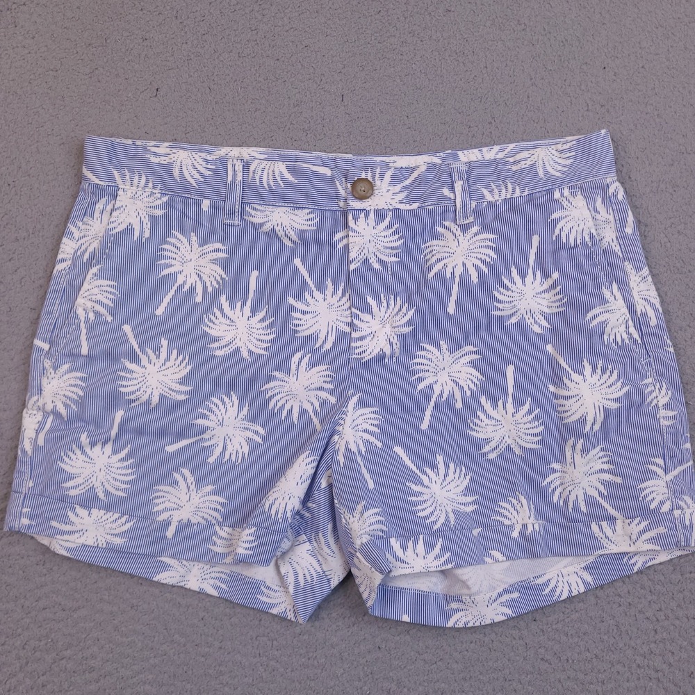 Womens Size 8 Khakis by GAP Girlfriend 4 Inch Short Cuffed Hem Shorts Palm Tree